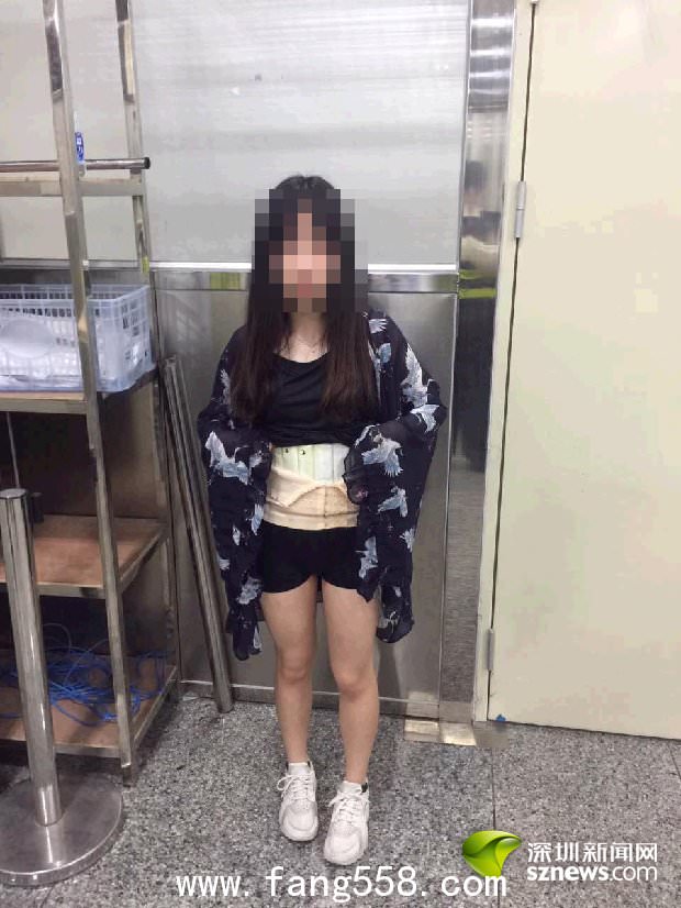 着特殊腰封 5名妙龄女子绑藏80万元电子产品走私被查