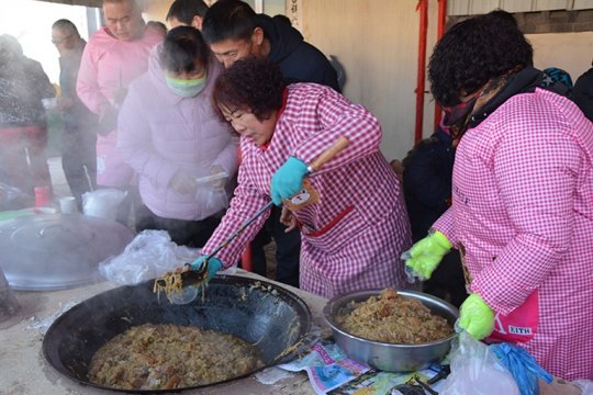 杭后第三届民间年猪文化节分会场亮相民治桥村