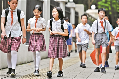 龙岗公校实行学位房锁定制